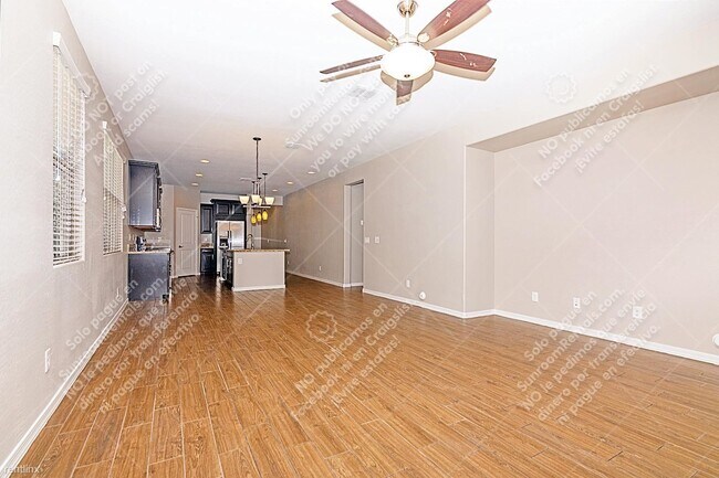 Foto del edificio - 3 br, 2.5 bath House - 10415 W Hughes Dr