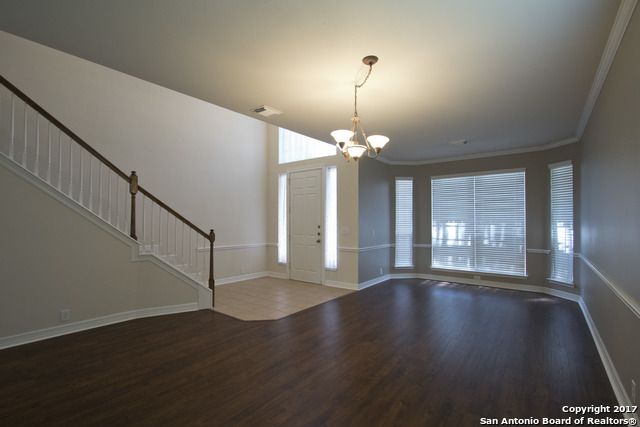 Building Photo - 1303 Higgins Pt