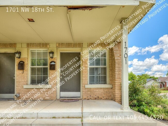 Building Photo - Beautiful 2 bed, 2 bath updated duplex in ...