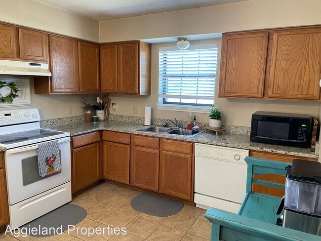 Foto del edificio - 3 br, 2 bath House - 1907 Woodsman - 1