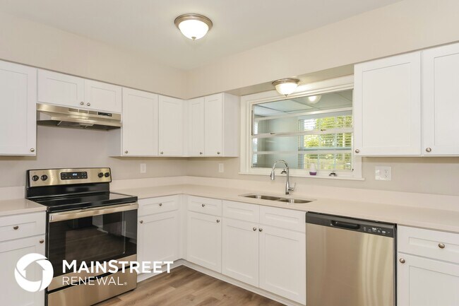 Foto del edificio - 2300 23rd Ave W