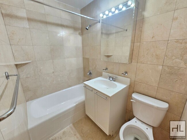 Building Photo - Penthouse Studio in Union Square | 18th Fl...