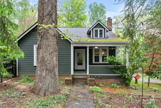 Building Photo - 1 Ridgefield Pl