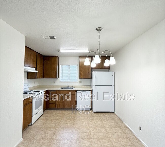 Foto del edificio - 200 Northwoods Ave