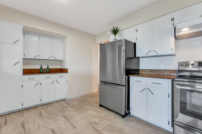 Foto del edificio - 3720 W Grandview Ave