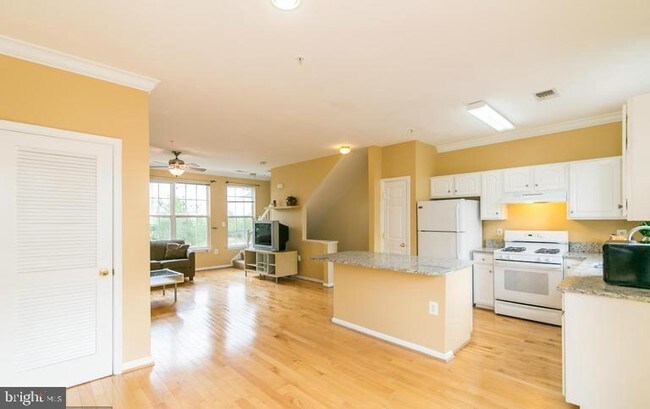 Foto del edificio - 21860 Goodwood Terrace