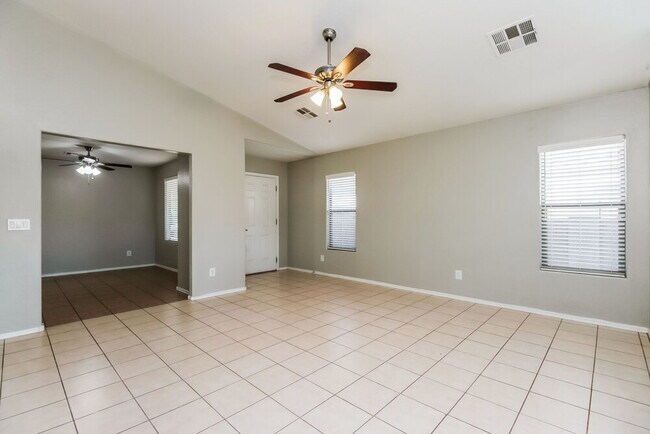 Foto del edificio - 22272 E Via del Rancho