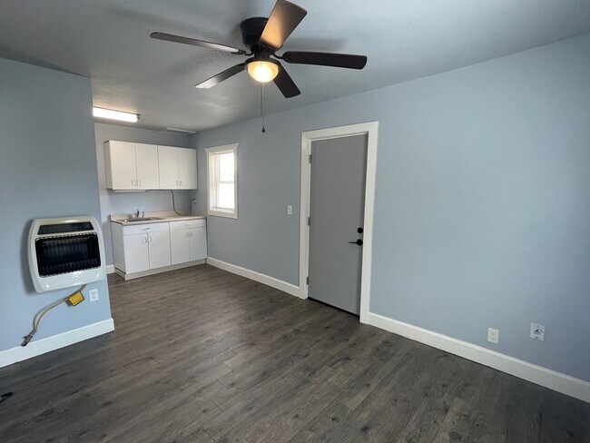 Foto del edificio - 1 Bedroom / 1 Bathroom in Downtown Springd...