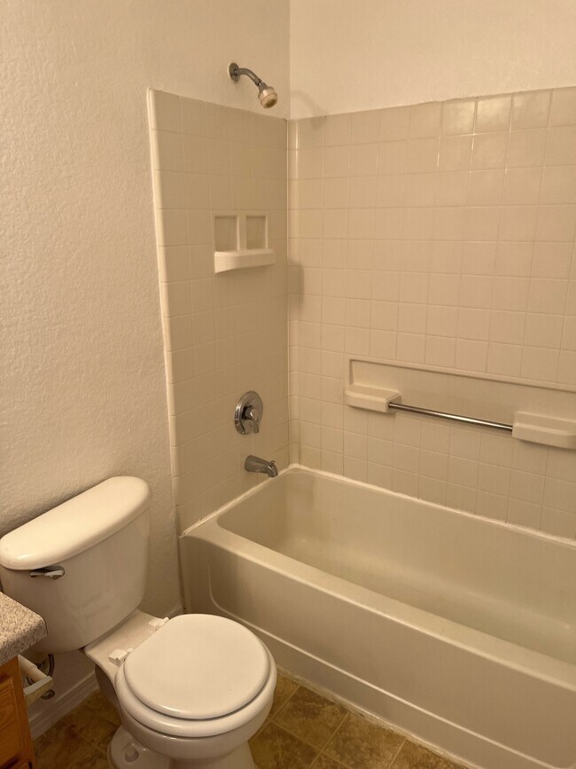 Foto del edificio - 4730 E Craig Rd