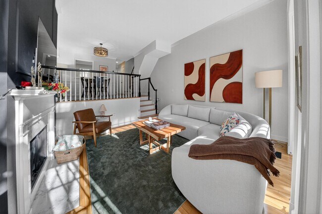 Foto del edificio - 4453 Westover Pl NW