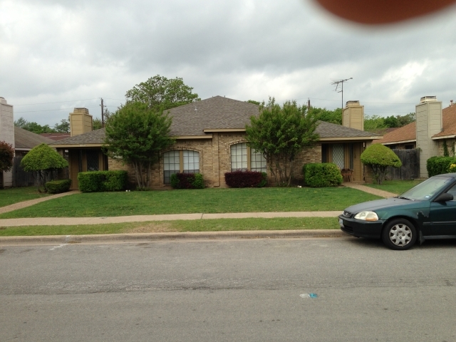 Building Photo - Garden Terrace I Duplexes