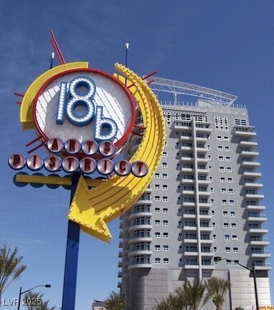 Building Photo - 200 Hoover Ave