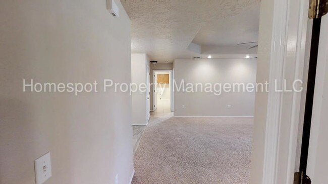 Foto del edificio - 2133 Hayes