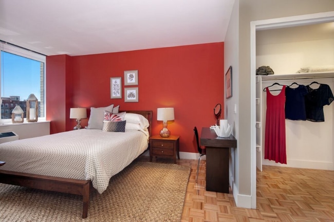 Foto del edificio - 97-45 Queens Blvd