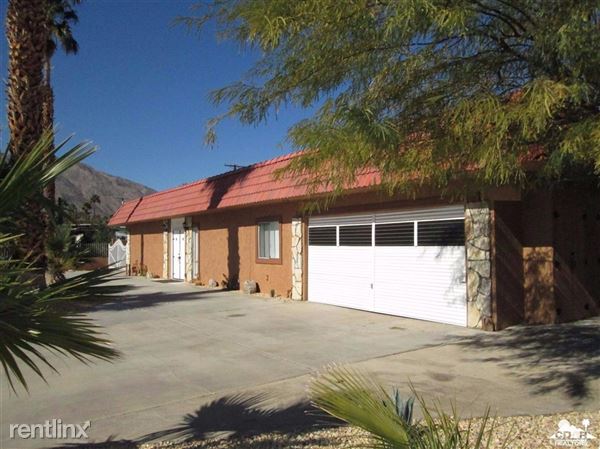 Primary Photo - 516 E Racquet Club Rd