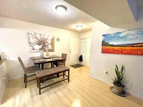 Building Photo - 4160 Inverrary Dr