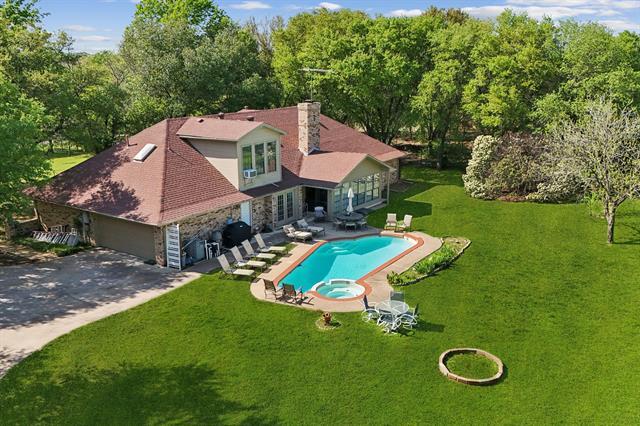 Foto principal - 1425 N Peytonville Ave