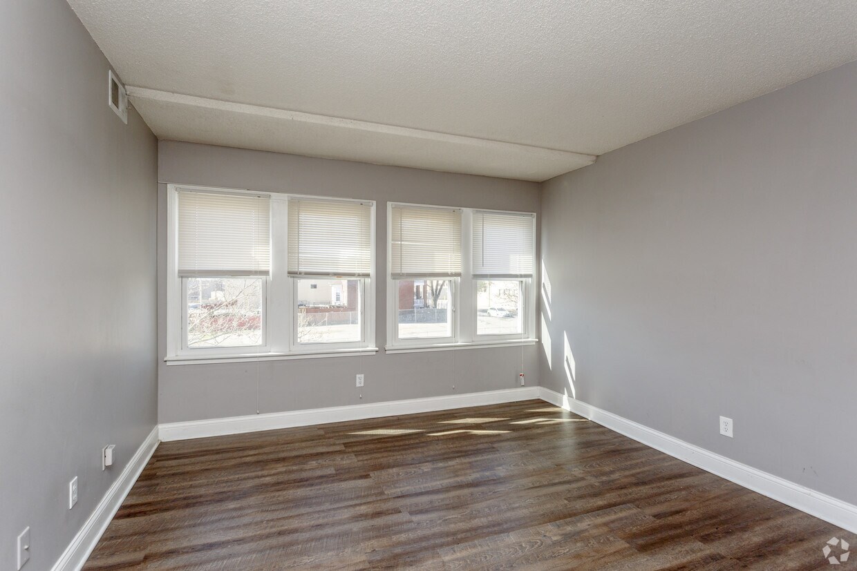 Admiral Apartments 1310 Admiral Blvd Kansas City, MO Apartments for