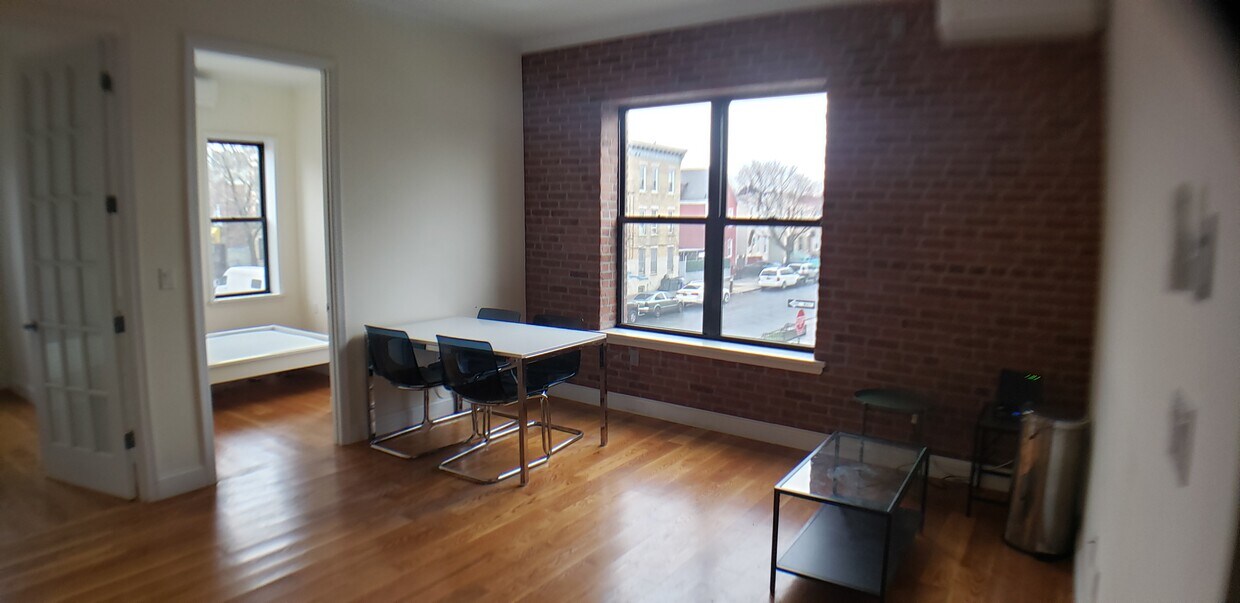 Primary Photo - 1312 Decatur St