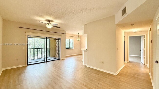 Foto del edificio - 2730 Anzio Ct