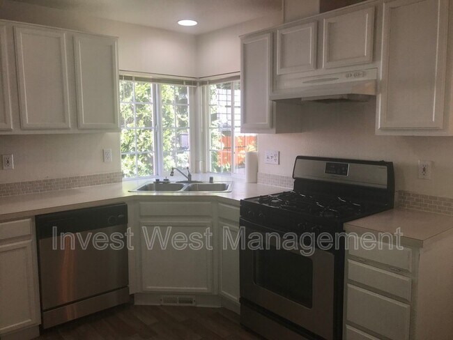 Foto del edificio - 4416 NE 130th Ave