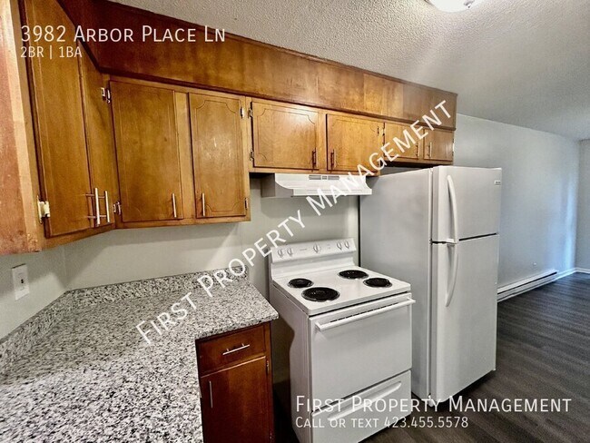 Foto del edificio - 3982 Arbor Pl Ln