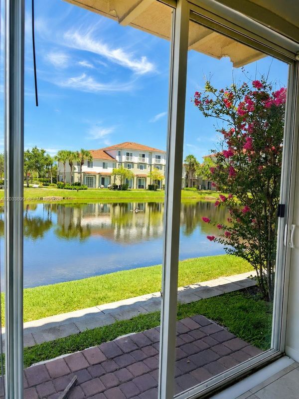 Foto del edificio - 2765 SW 81st Terrace