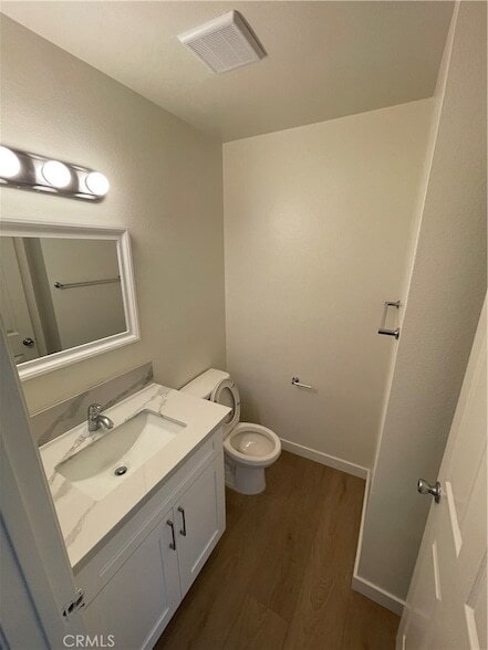 Foto del edificio - 621 N Kenwood St