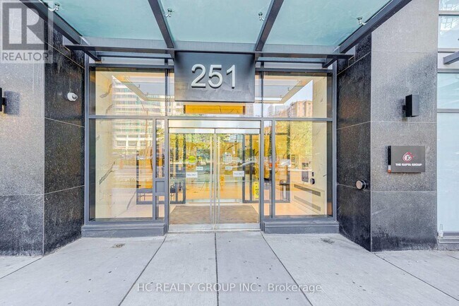 Photo du bâtiment - 251-3251 Jarvis St
