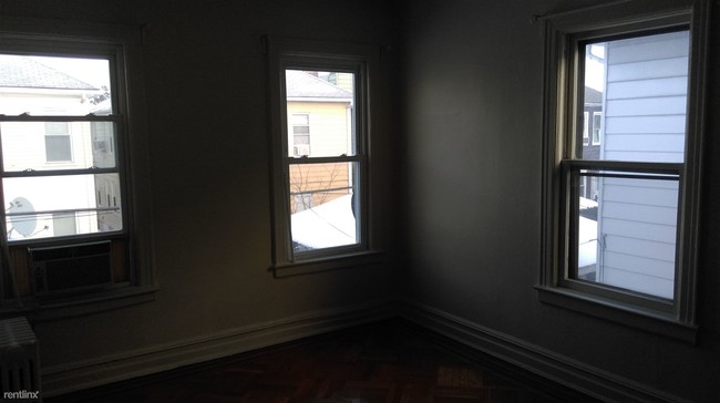 Foto del edificio - 2151 E 22nd St