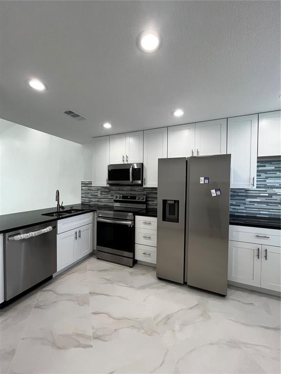 Foto del edificio - 1777 Orange Blvd Way