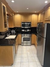 Building Photo - 4000 W Victory Blvd