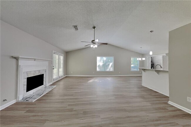 Building Photo - 2890 Williams Farm Dr