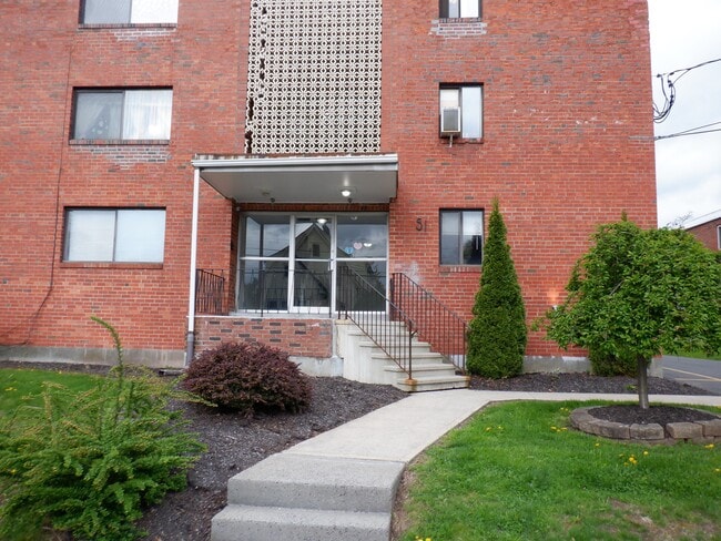 Building Photo - 51 Prescott St