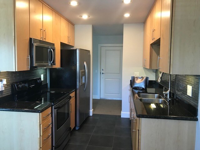 Foto del edificio - 836 W Pennsylvania Ave