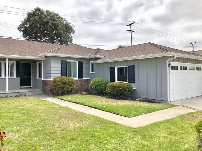 Foto del edificio - South Redondo - Riviera Village - Quiet an...