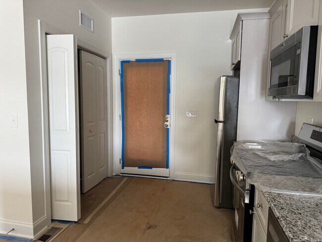 Foto del edificio - BRAND NEW! Two Bedroom Duplex in Denver