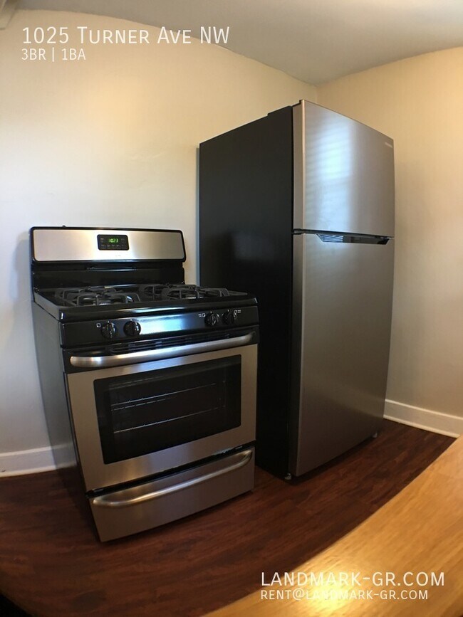 Foto del edificio - 1025 Turner Ave NW