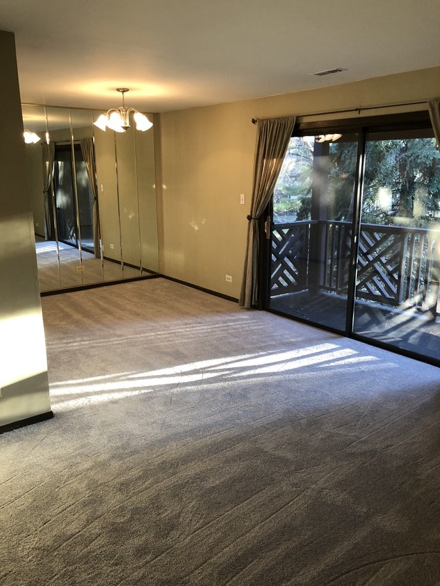 Comedor y balcón - 1741 Harrow Ct