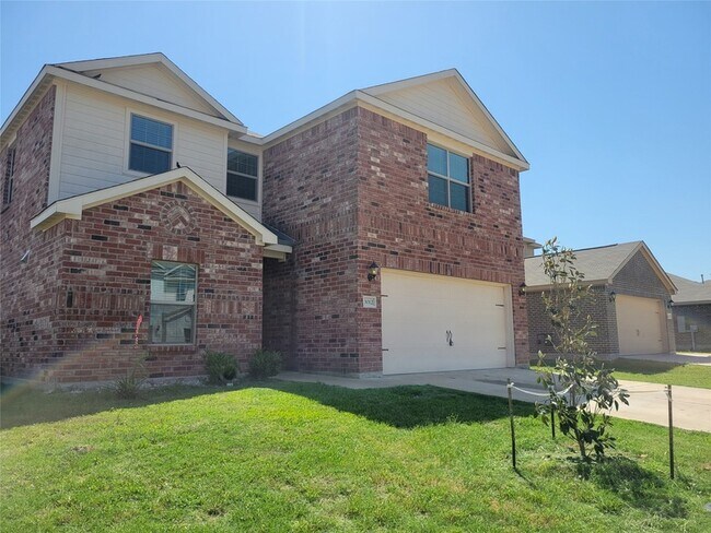 Building Photo - 3012 Villegas Wy