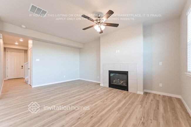 Foto del edificio - 22855 E 47th Ave