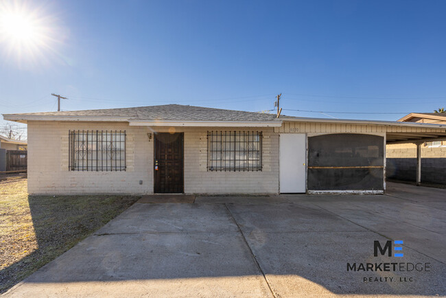 Foto del edificio - 3Bed/1Bath House at Bethany Home/27th! $14...