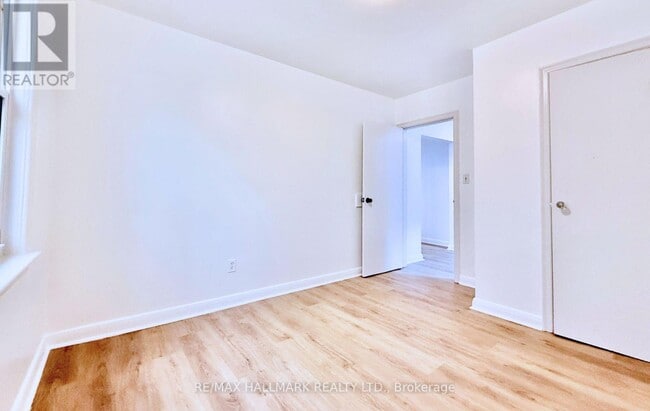 Building Photo - 314 Browns Line