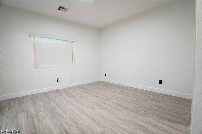 Foto del edificio - 5067 Lower Falls Ct
