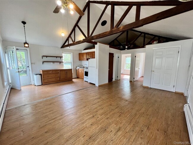 Foto del edificio - 496 Mountainview Ave