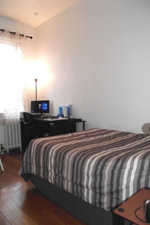 Foto del edificio - 922 Beacon St