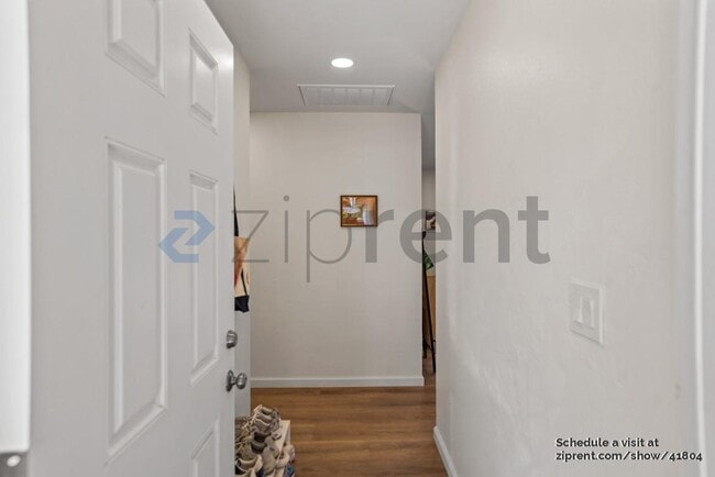 Building Photo - 5117 Shady Ave