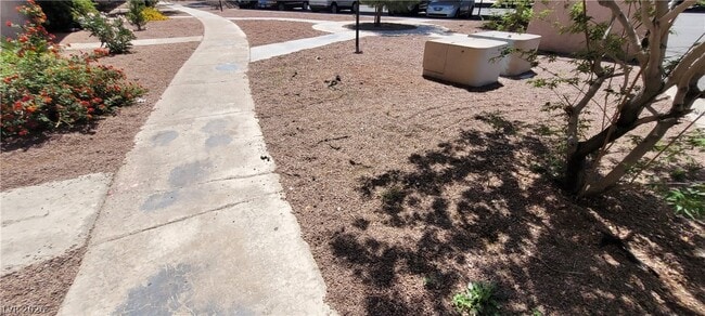 Foto del edificio - 615 S Royal Crest Cir