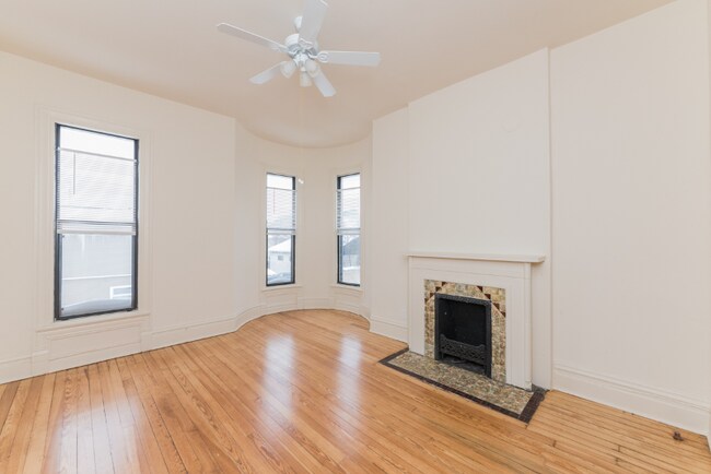 Foto del edificio - 1401 W Huron St