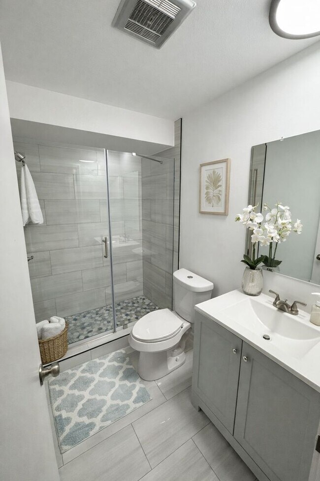 Foto del edificio - Luxury Living at Z on Plymouth – 1,000 SF Two-Bedroom Residence